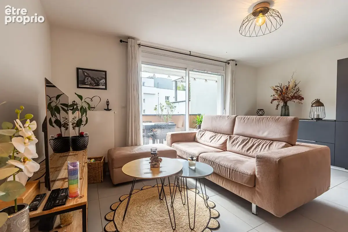 Agence immobiliere laforet - "hamamelis" - exclusivite - annecy / seynod - appartement t3 de 65,25m² - traversant - terrasse exp - photo 5