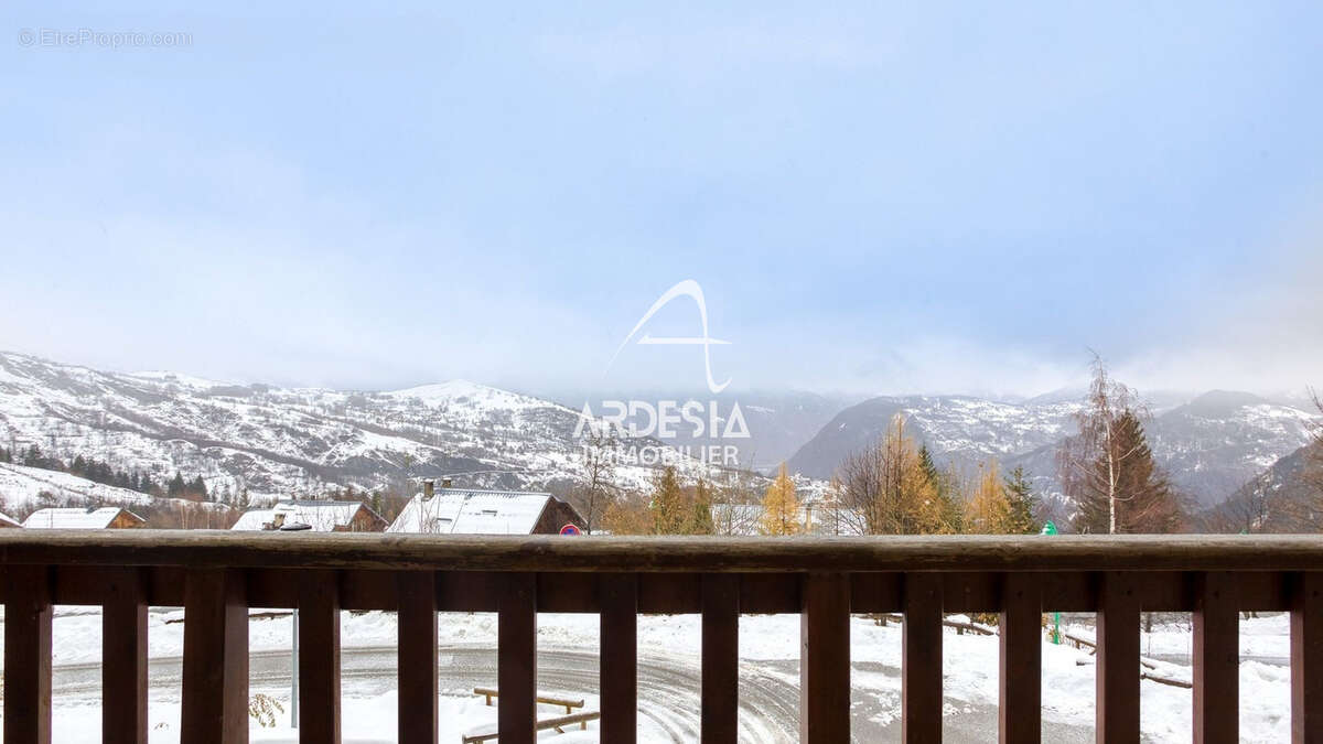 Appartement à LE CHATEL