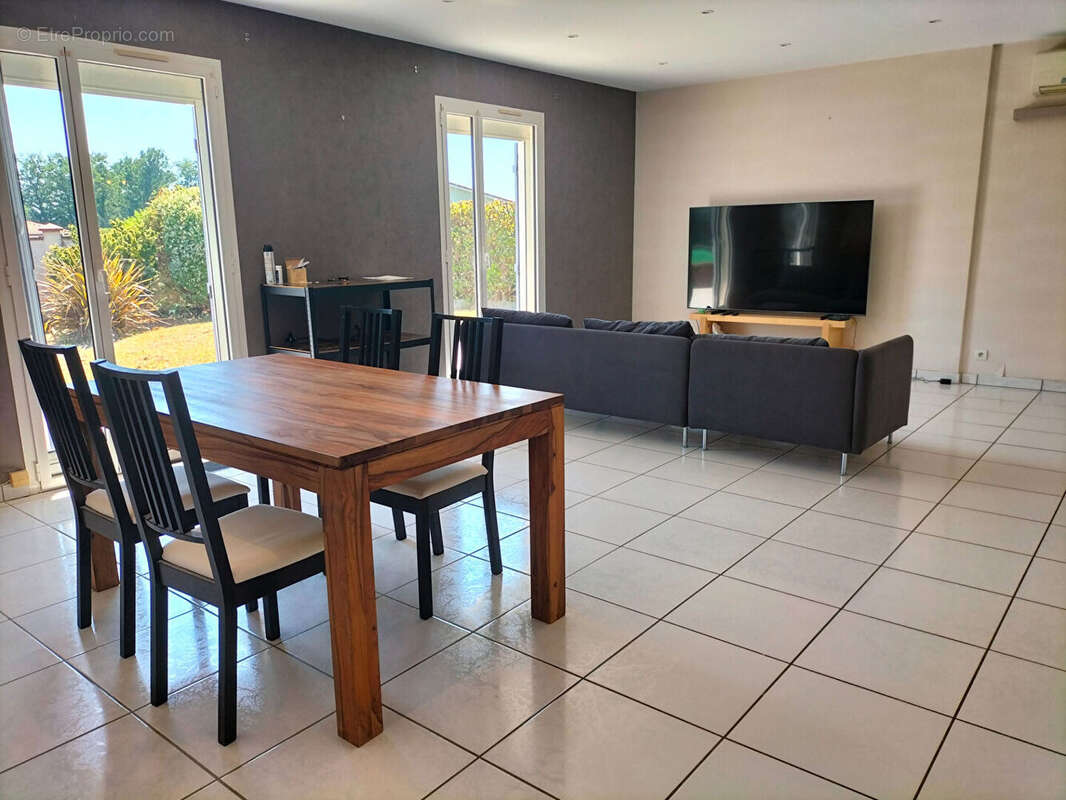 Maison 5 pièce(s) 121 m2 - photo 3
