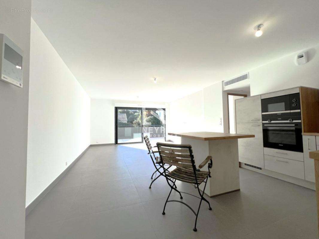 Appartement à SAINT-RAPHAEL