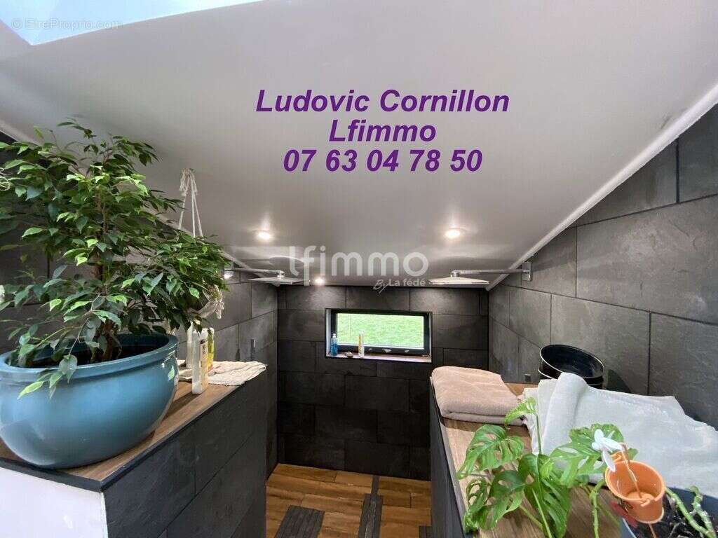 Maison à LA PORCHERIE
