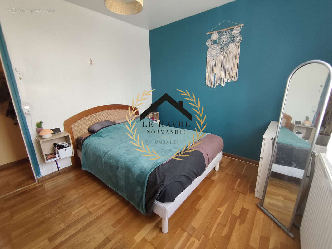Maison 75 m² à Manneville-La-Goupil  - photo 8