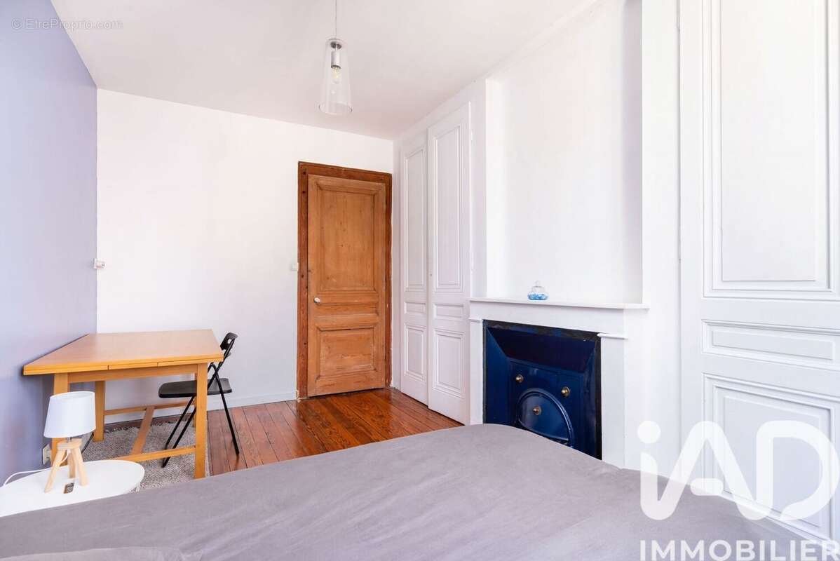 Photo 7 - Appartement à VILLEURBANNE