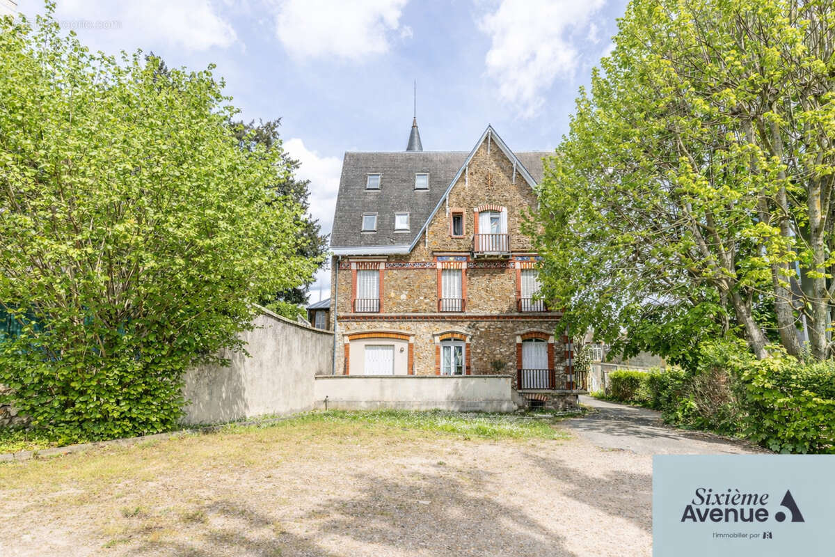 Appartement à SAVIGNY-SUR-ORGE