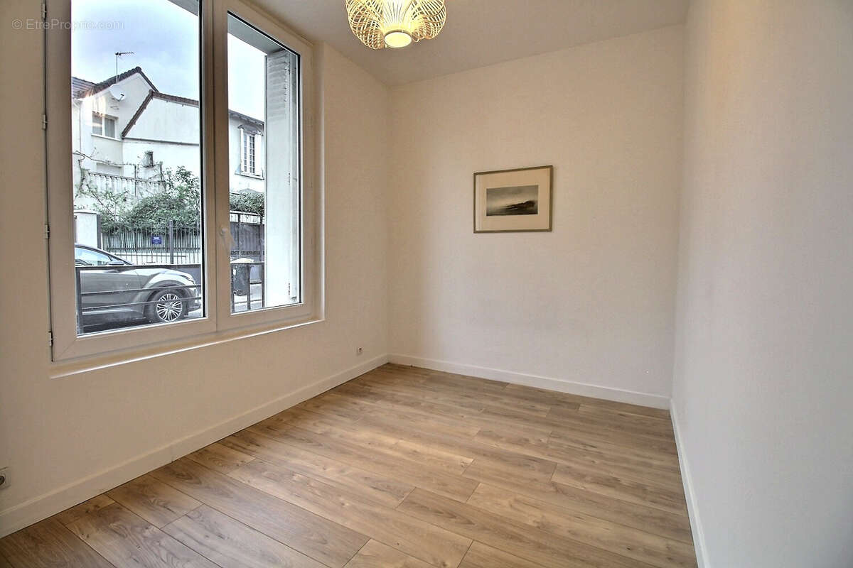 Appartement à COLOMBES