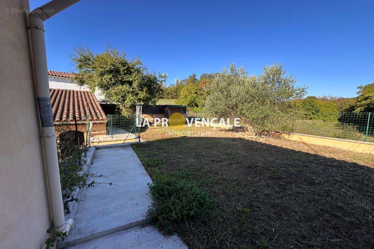 Maison à LA DESTROUSSE