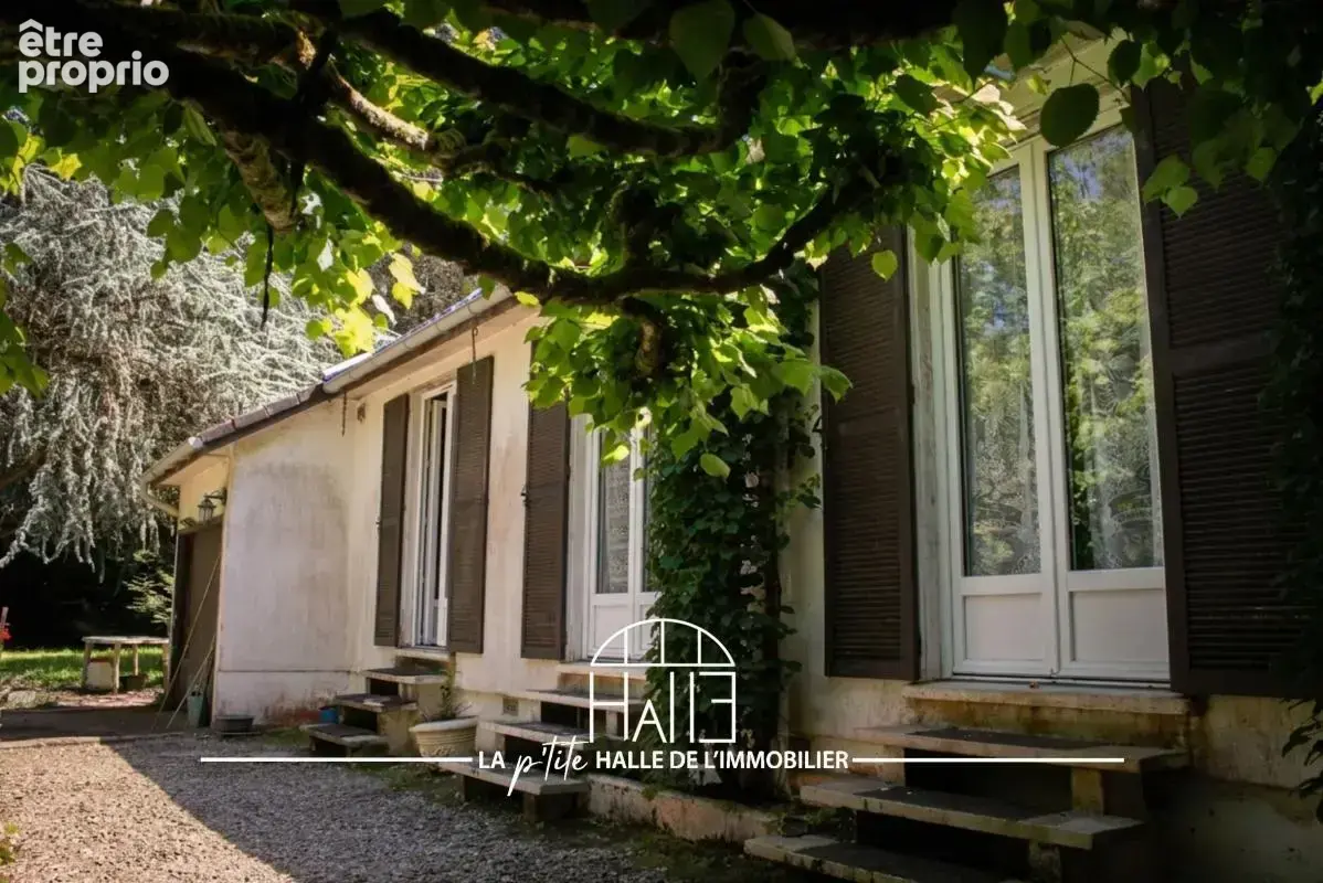 Maison à NANTIAT