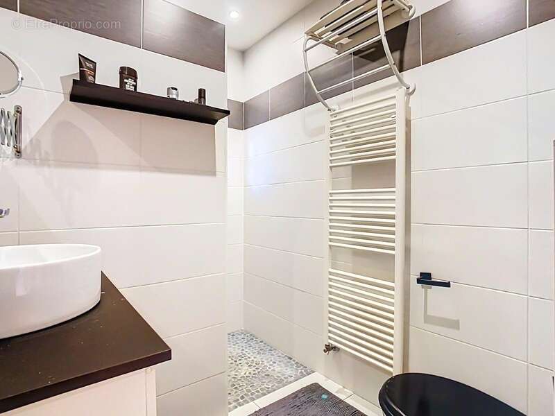 Maison à MONNETIER-MORNEX