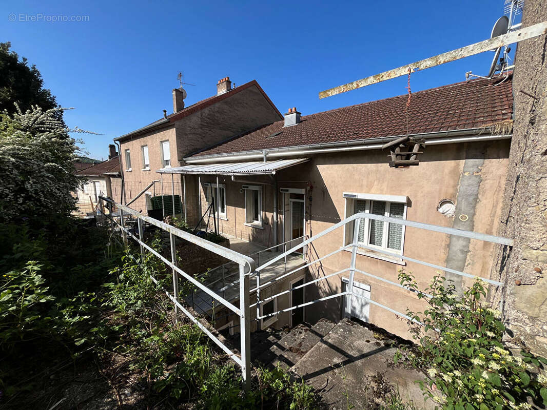 Maison à CONTZ-LES-BAINS