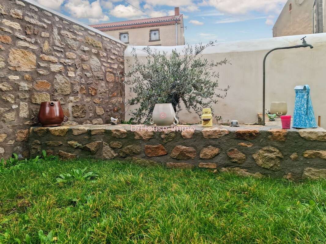 Appartement à AUTHEZAT