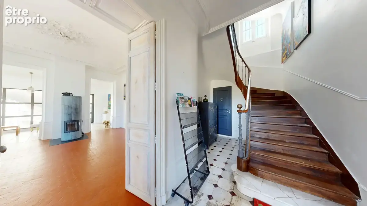 Propriété d'exception 330m2 sur 2029m2 de parcelle avec piscine, dépendances... - photo 7