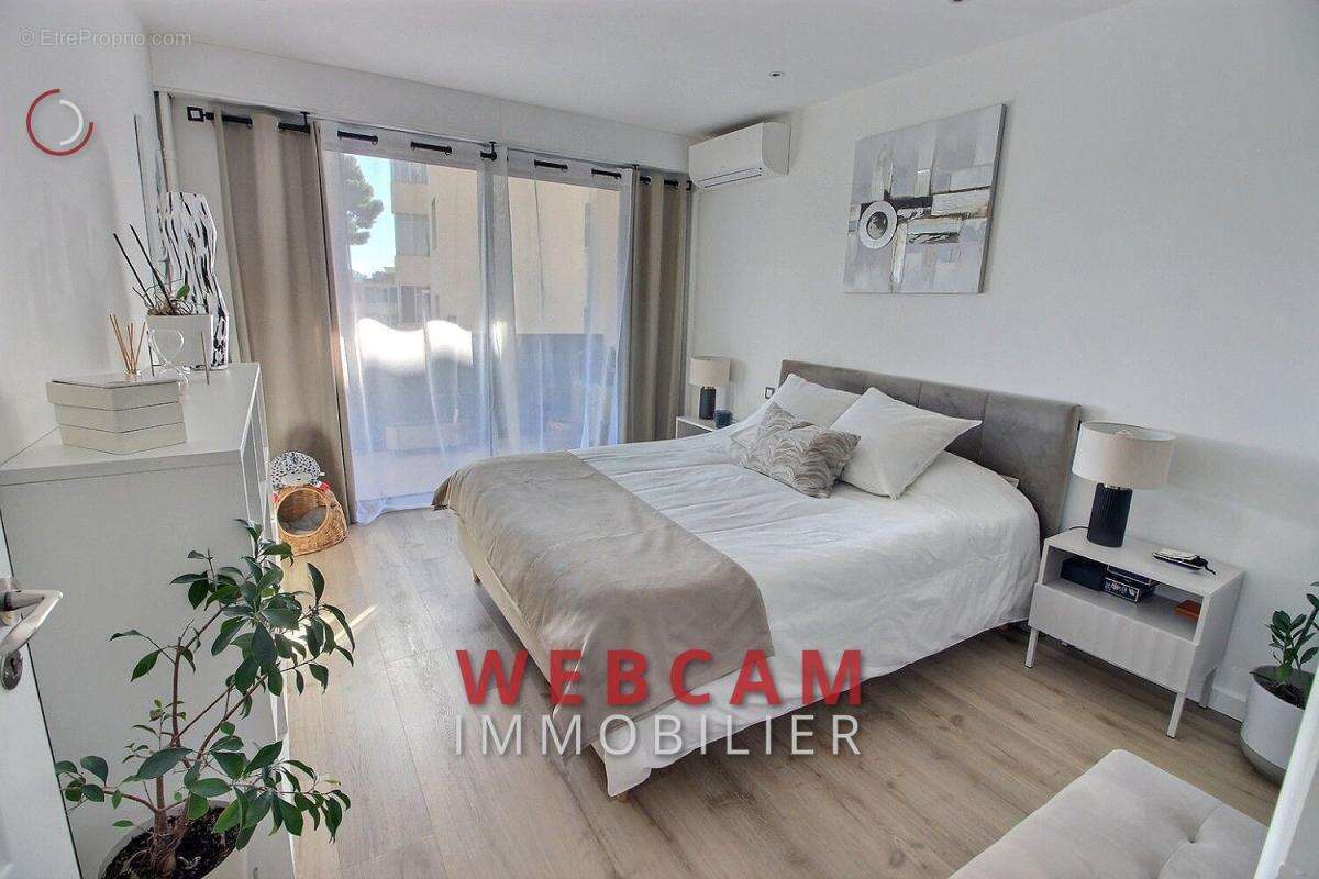 Appartement à LE CANNET