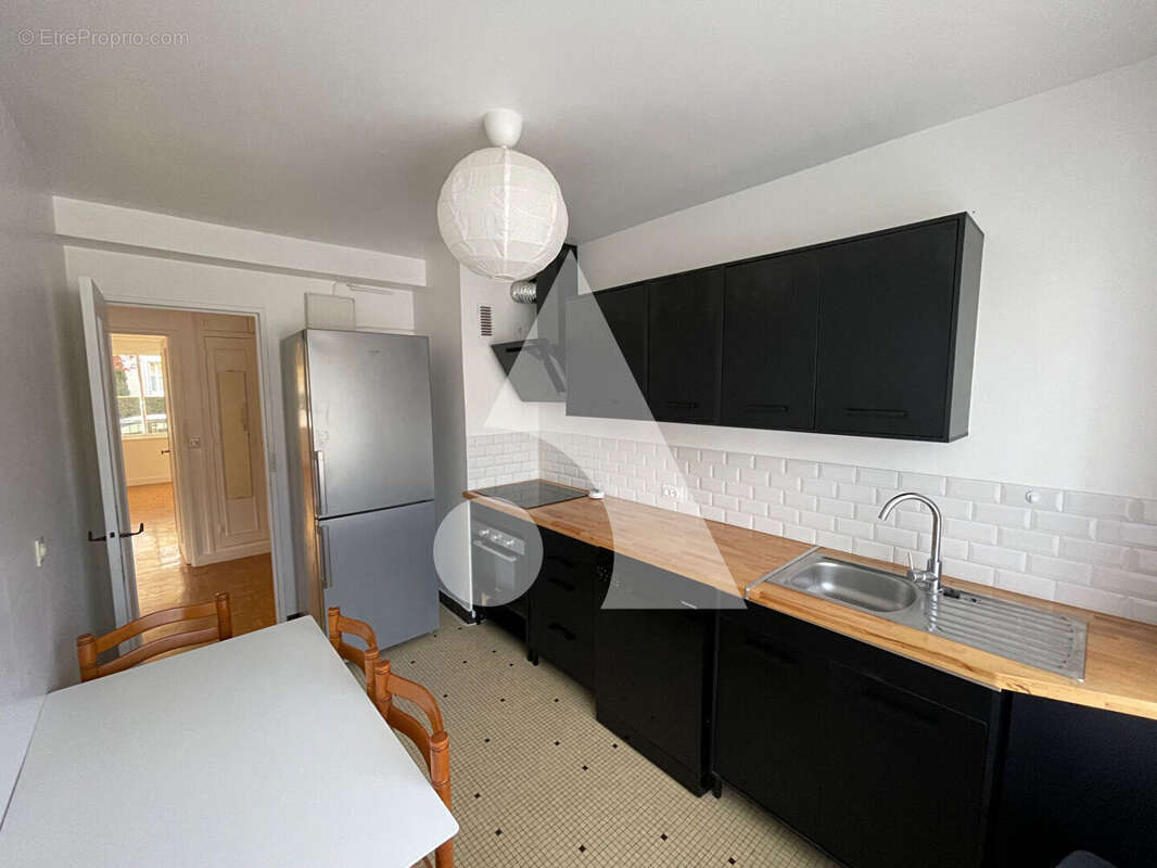 Appartement à SAINT-MAUR-DES-FOSSES