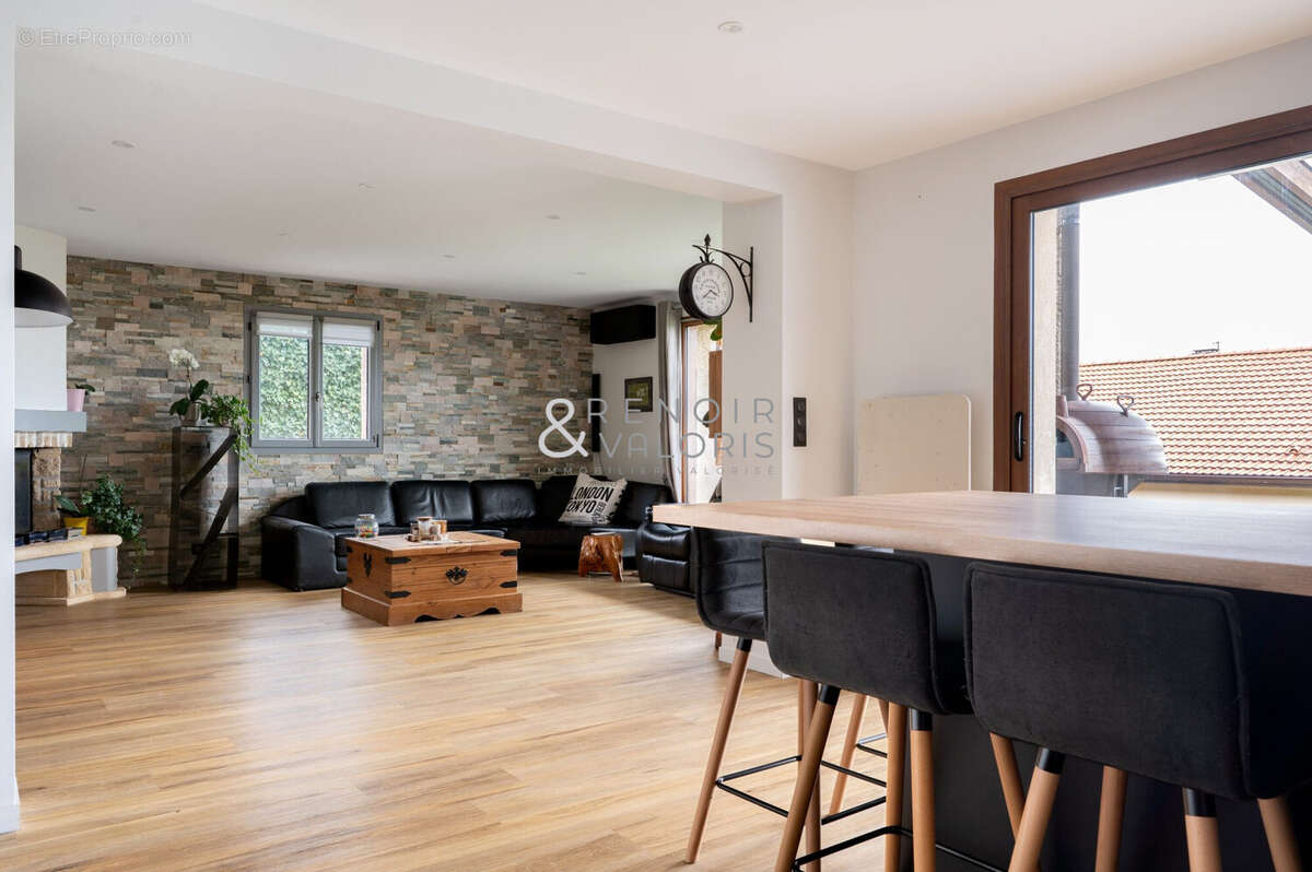 Maison à DOMMARTEMONT