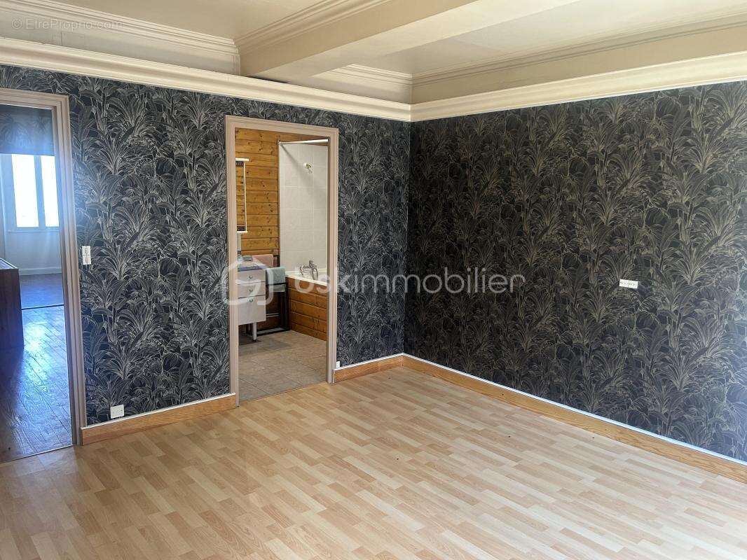 Maison de ville de 102 m² avec cour, dépendance et garage - photo 11
