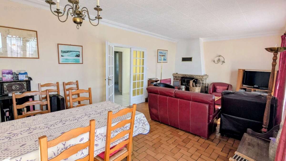 Maison à SAINT-NIC