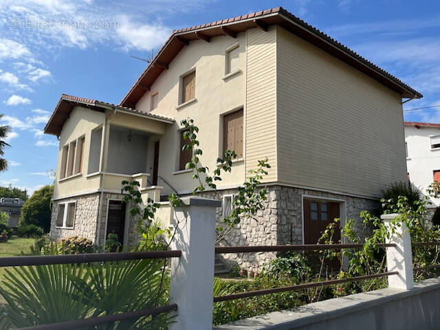 Maison à NERAC