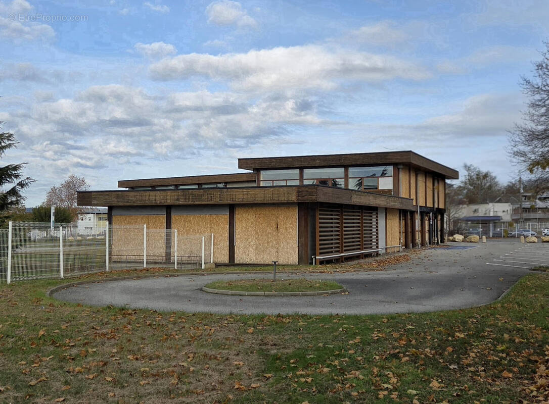 Commerce à ROMANS-SUR-ISERE