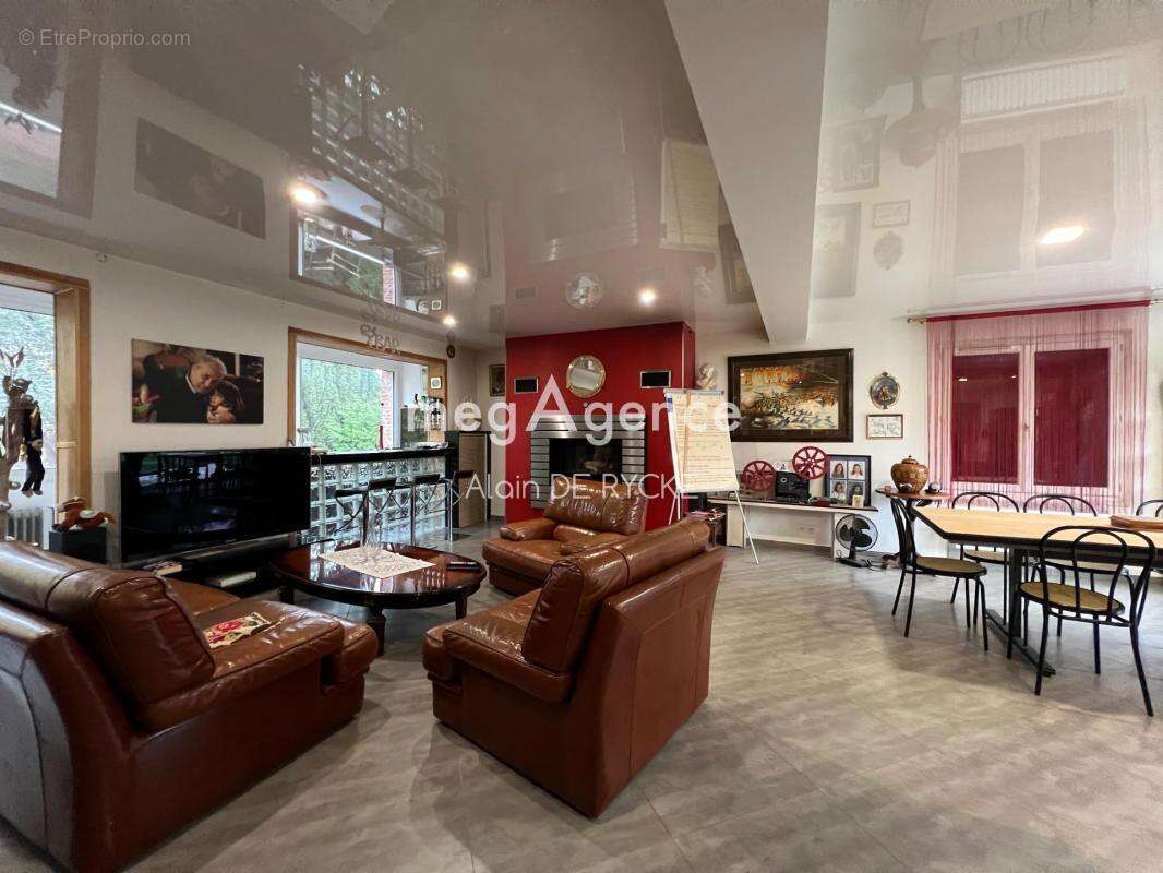 Maison à FONTAINE-LA-GAILLARDE