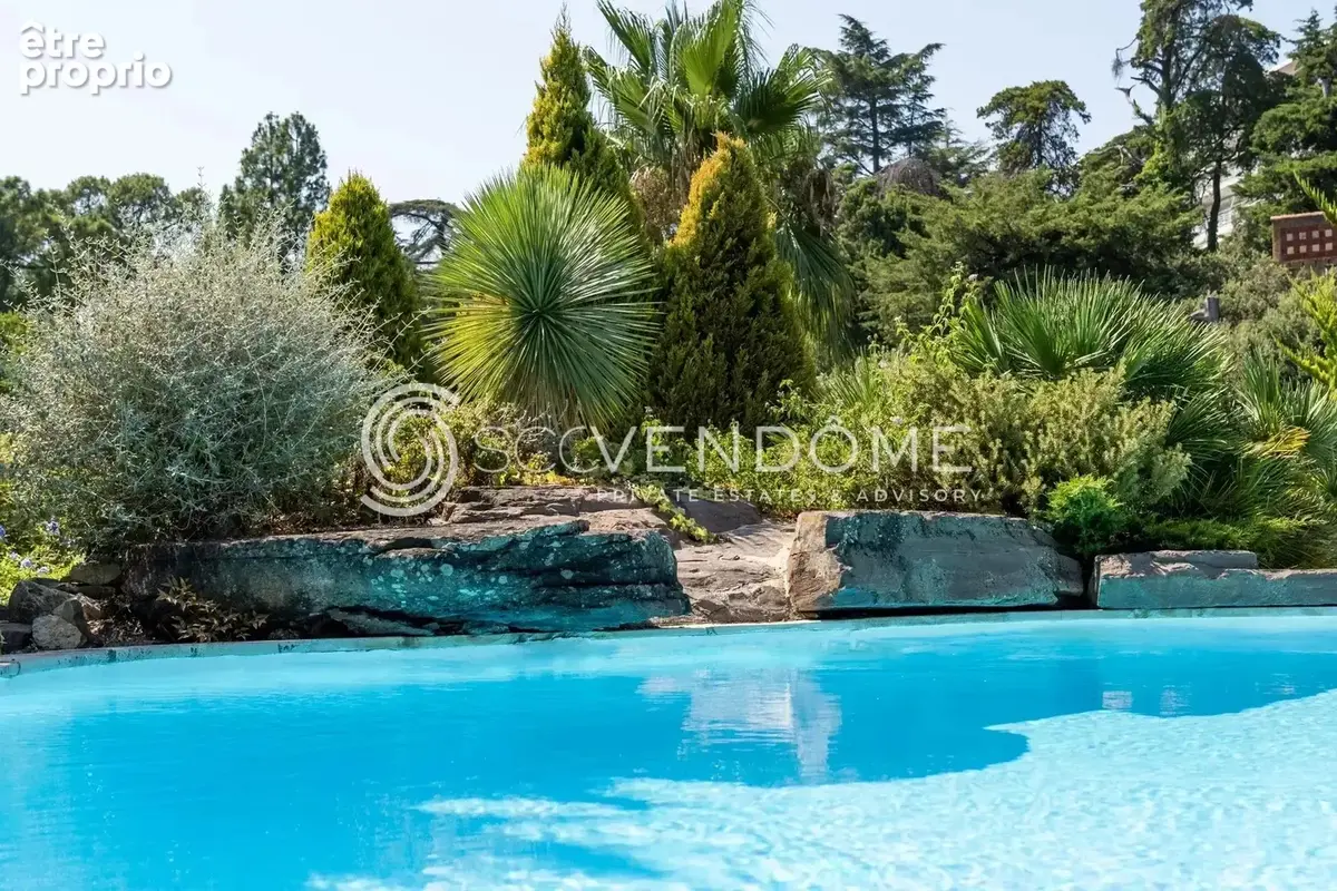 Cannes californie  villa provencale et annexes terrain plat a vendre - photo 3
