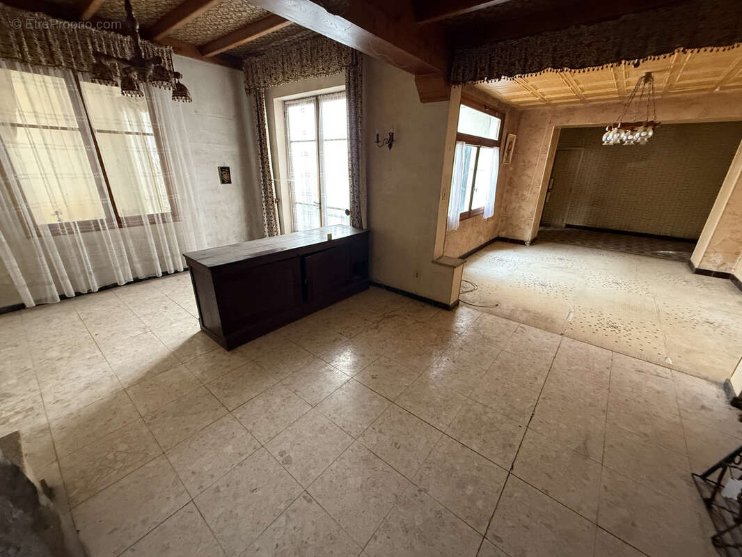 Appartement à TOURNEMIRE