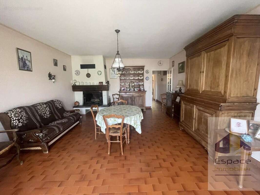 Maison à rénover à Aigrefeuille D'Aunis avec possibilité de division - photo 6