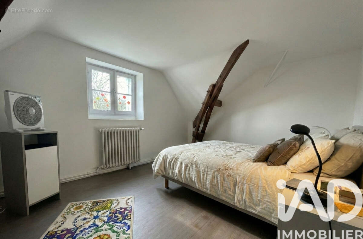 Maison 138 m² à Chenaud  - photo 8