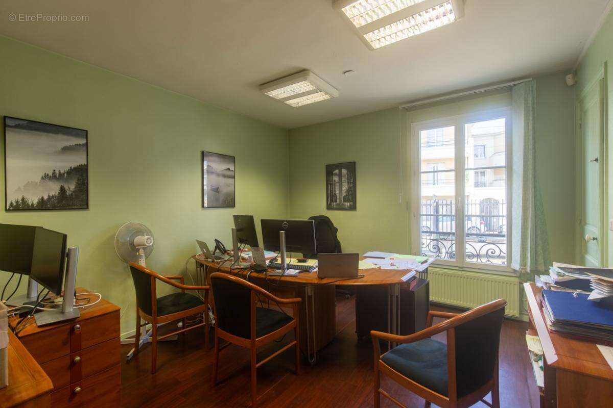 Appartement à LES MUREAUX