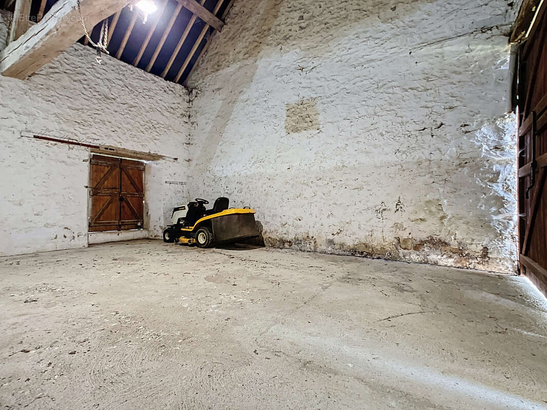 Maison à MONTMIRAIL