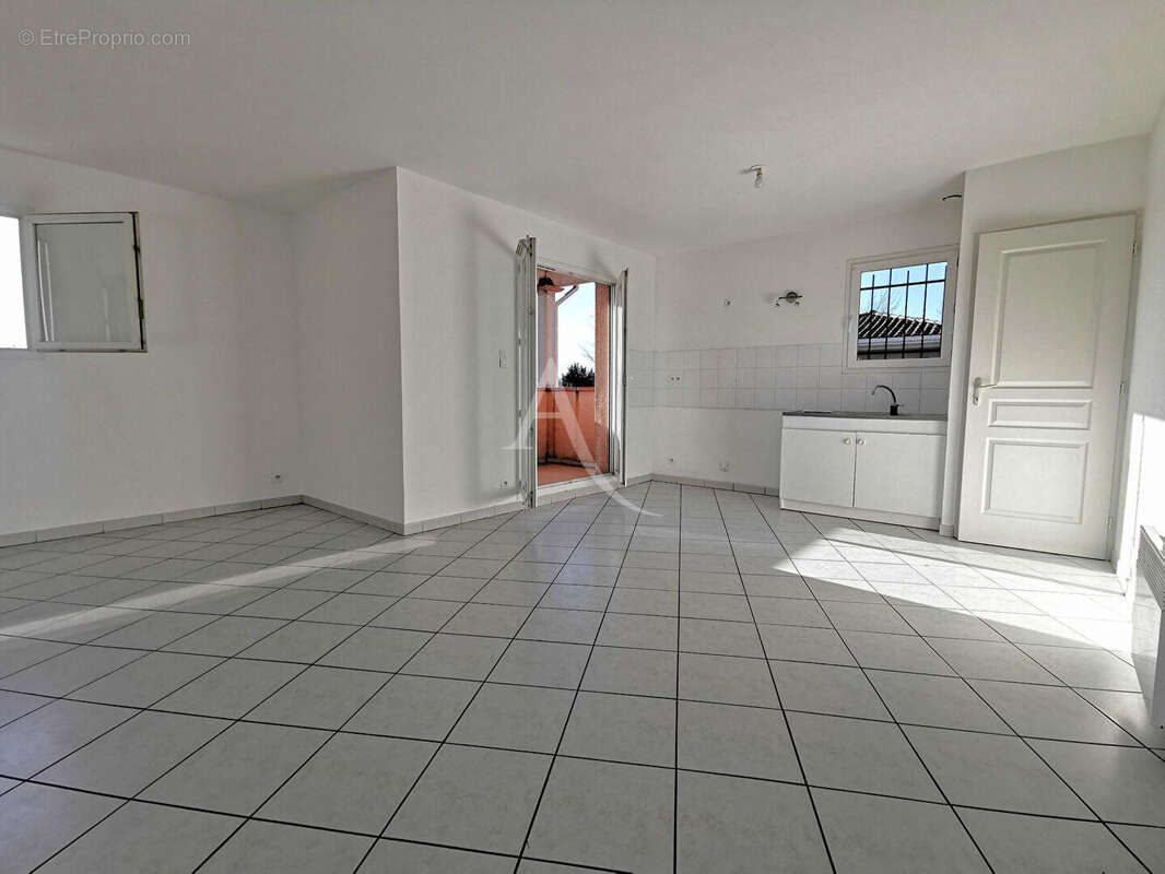 Appartement à BAZIEGE