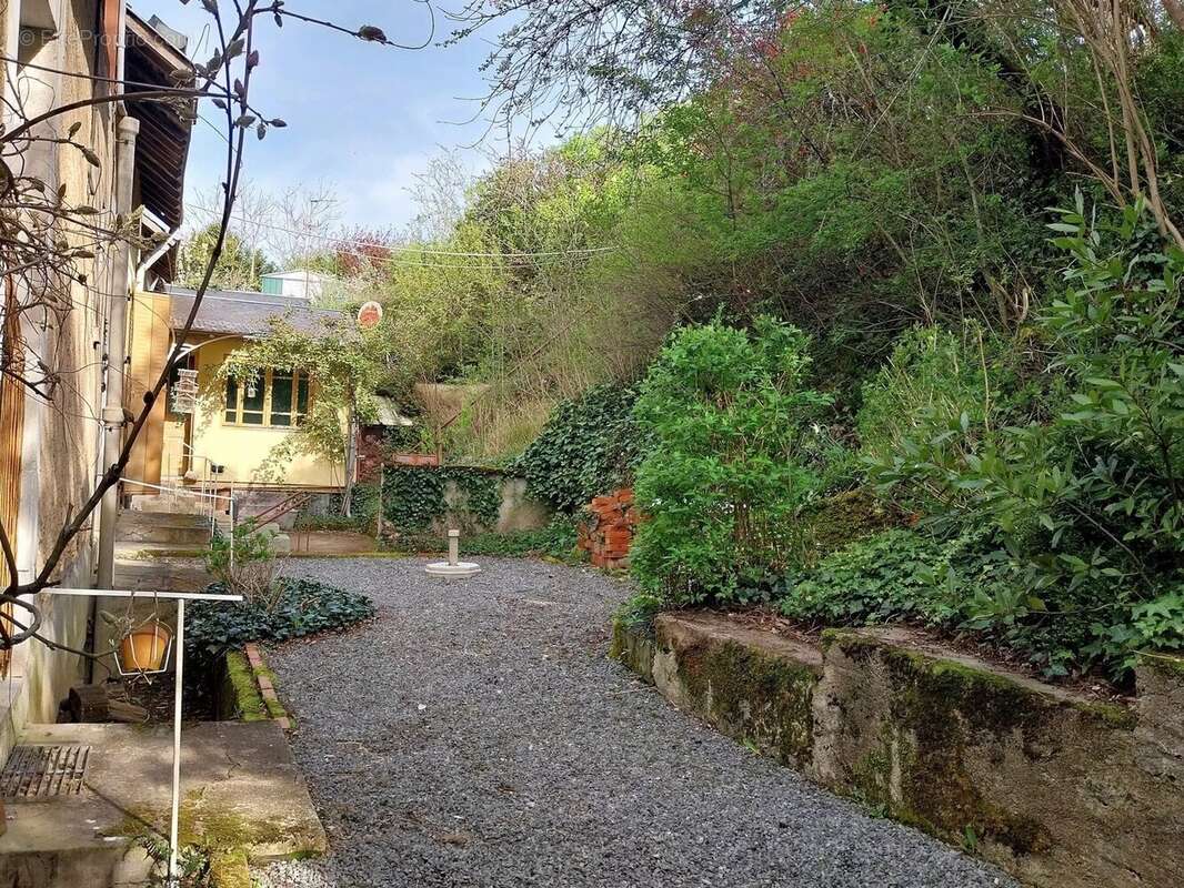 Maison à ARGENTON-SUR-CREUSE