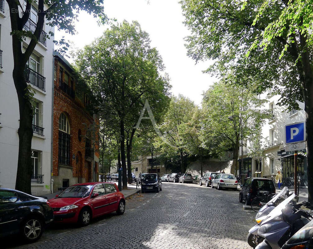 Appartement à PARIS-18E