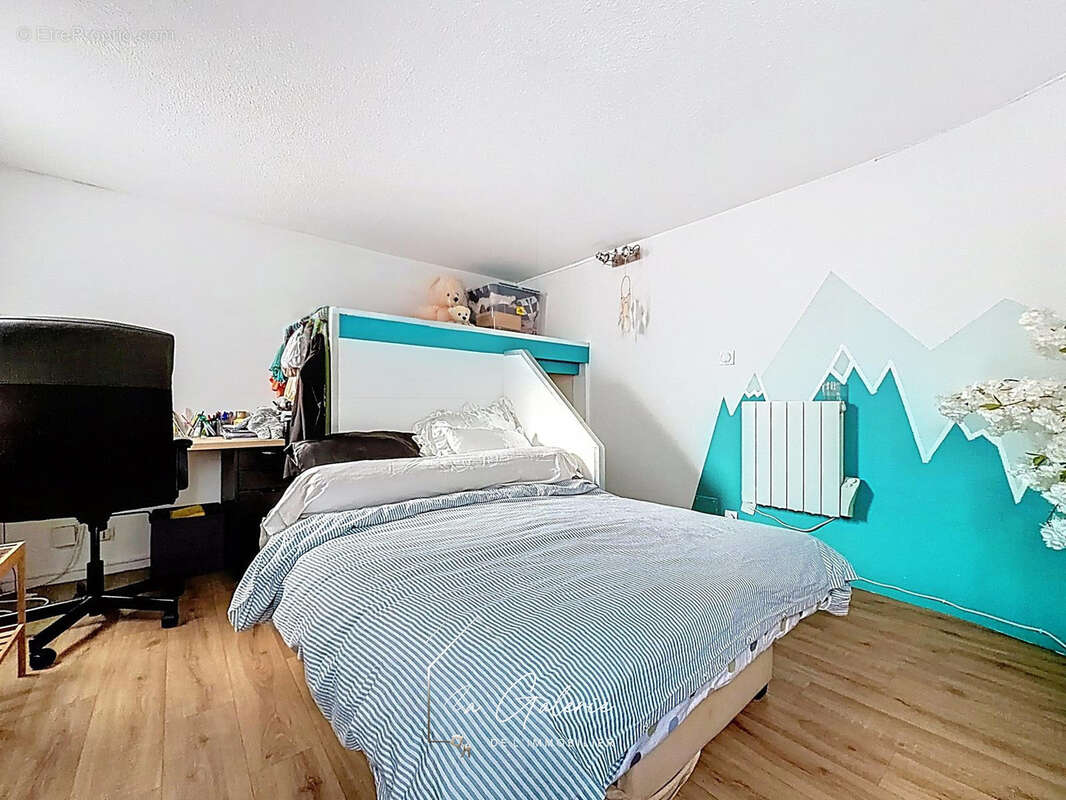 Appartement à FONTAINE