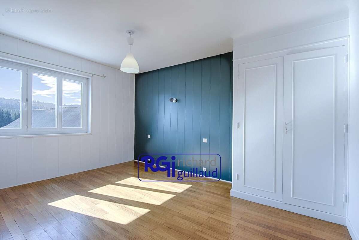 Maison à LES ABRETS