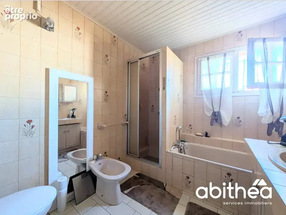 Viager occupé - Maison 5 pièces - 139 m2 - Bouquet 49 620 euros - Rente 807 euros/mois - Saint-Denis-de-Pile ( - photo 31