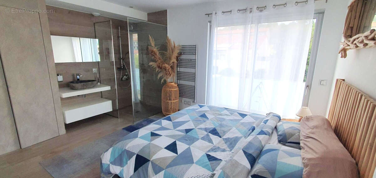 Appartement à SARI-SOLENZARA