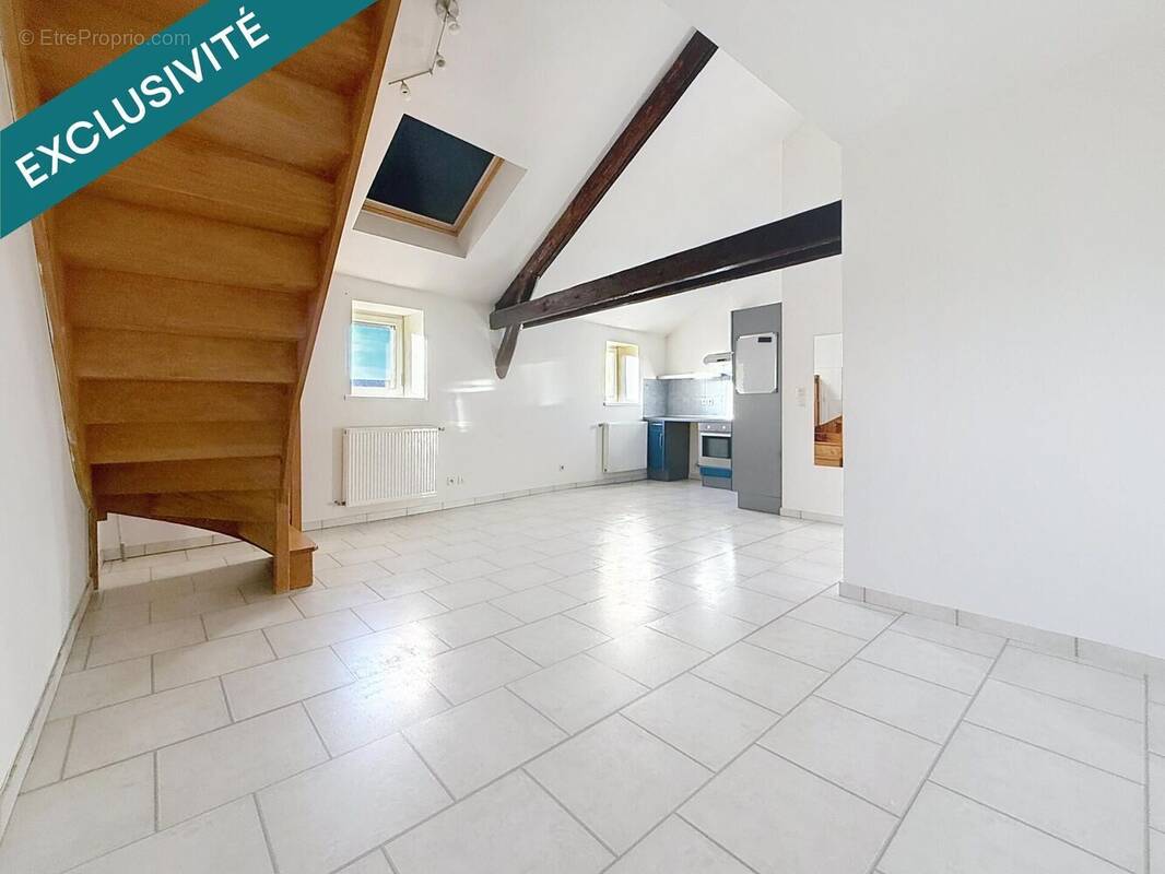 Photo 1 - Appartement à GORCY