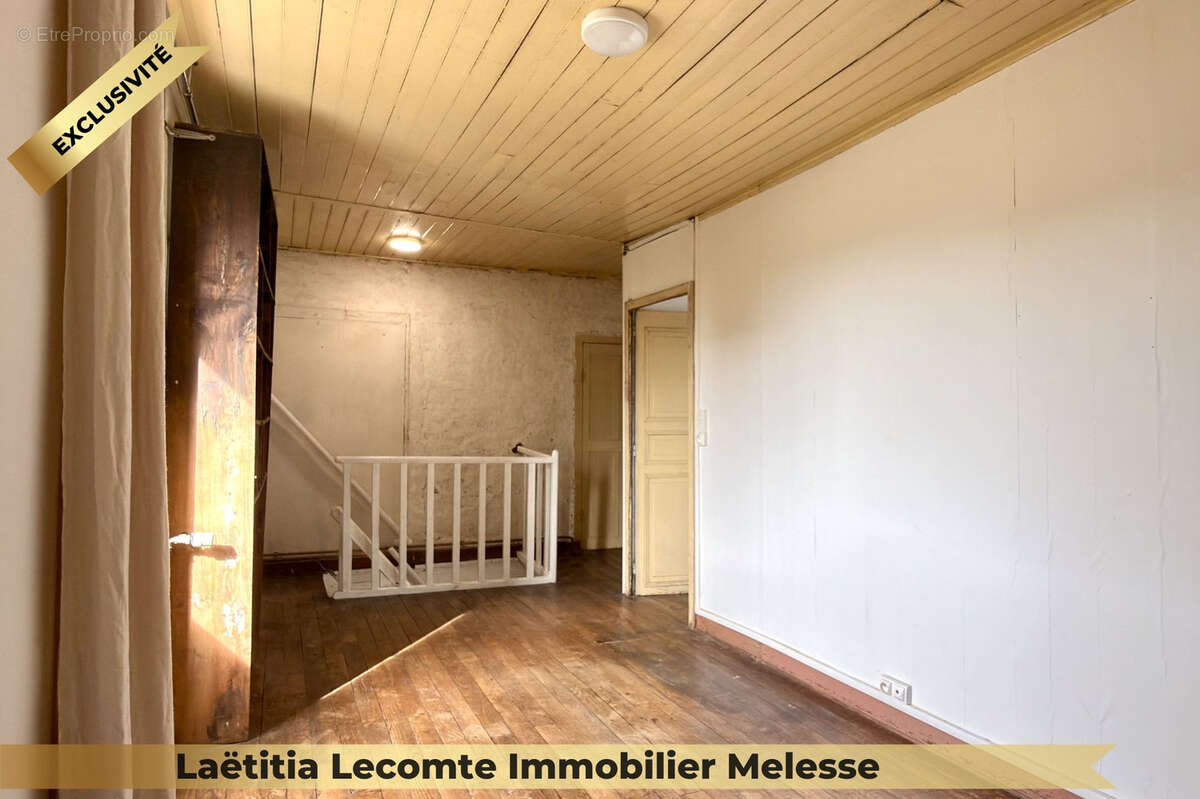 Maison à MELESSE