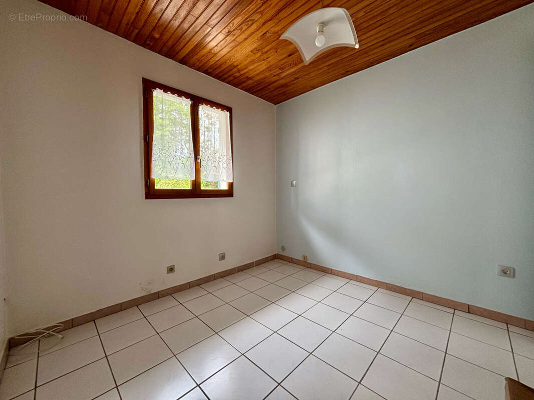 Maison à BENESSE-MAREMNE