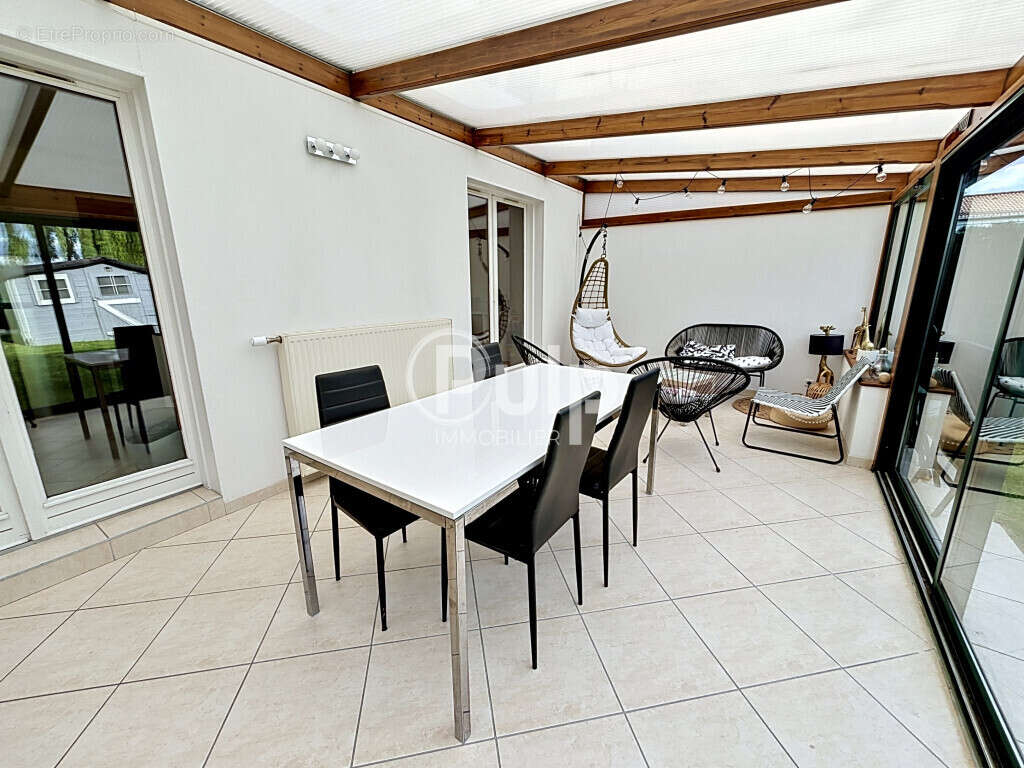 Maison à EMMERIN