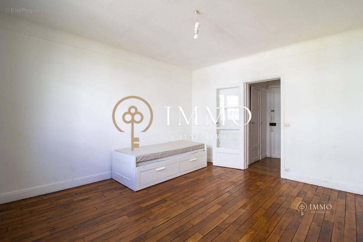 Appartement à MONTROUGE