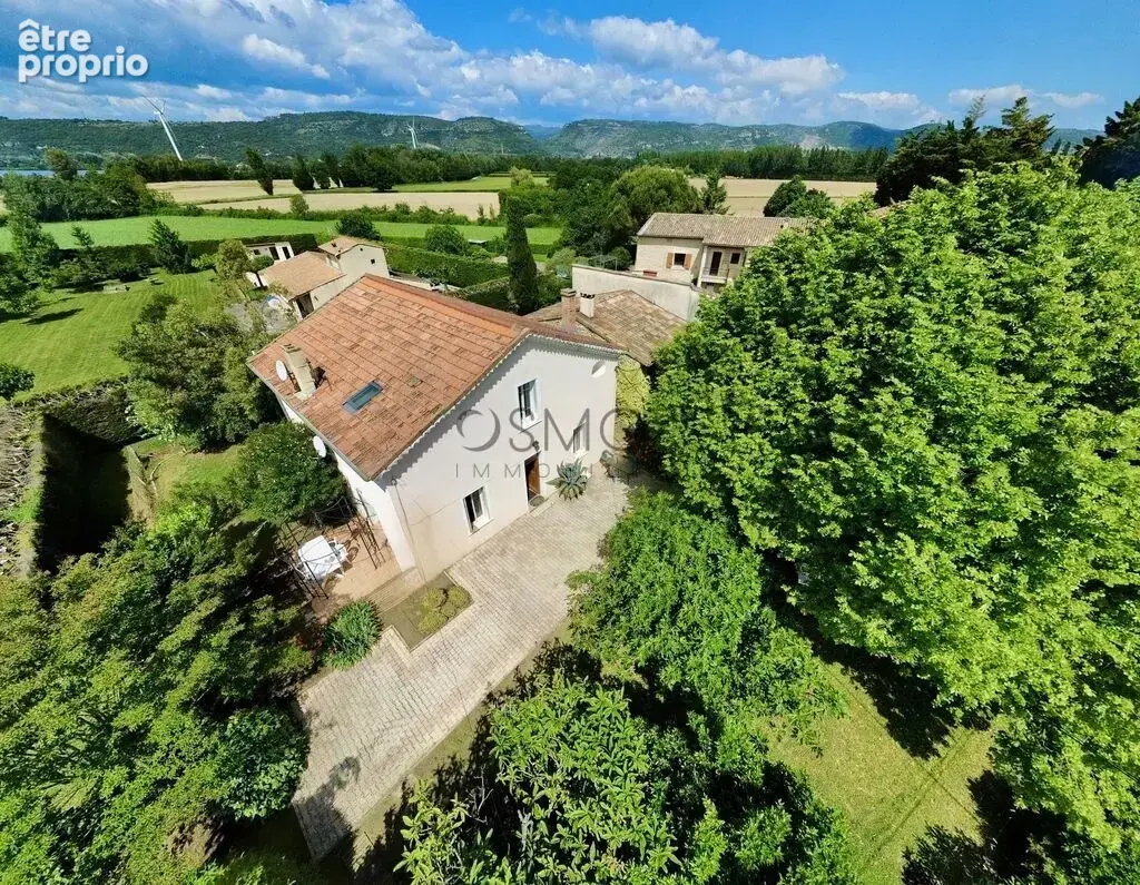 Maison-176m2-6 pièces-1000m² de terrain - photo 3