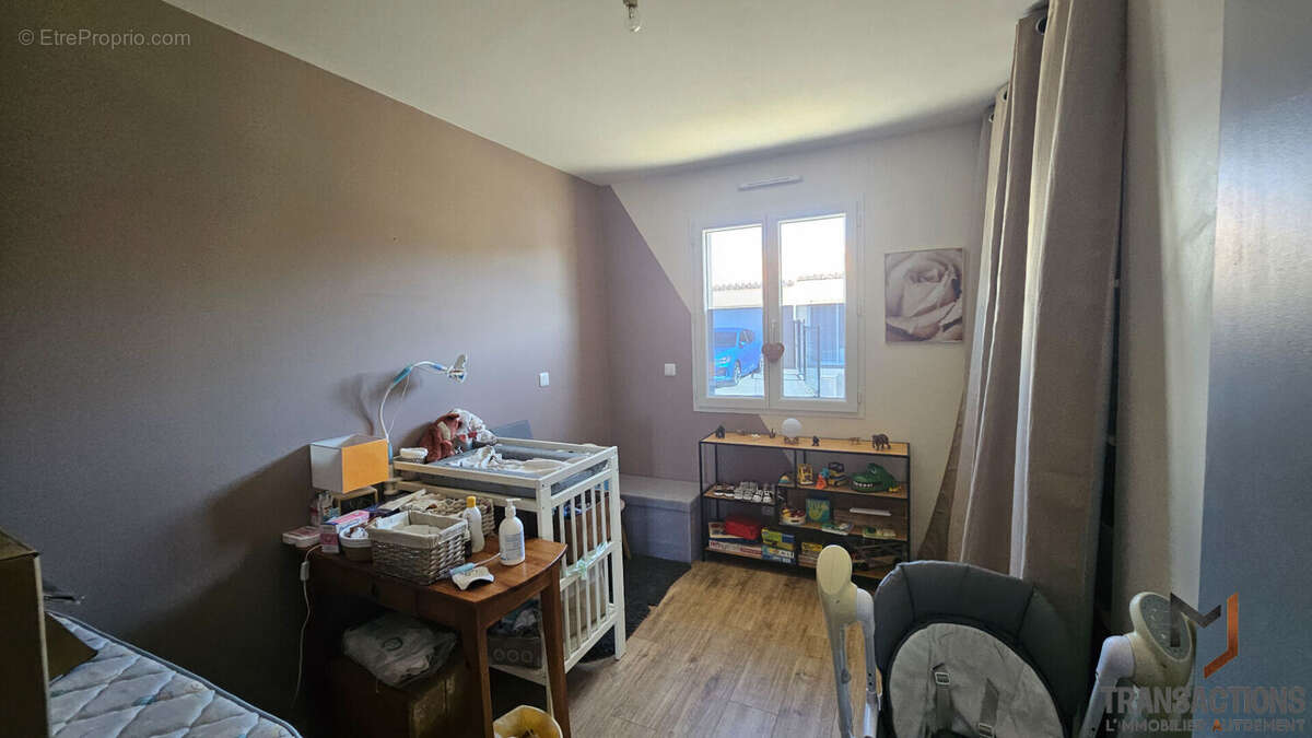 Photo 6 - Maison à SAINT-HILAIRE-DE-CHALEONS