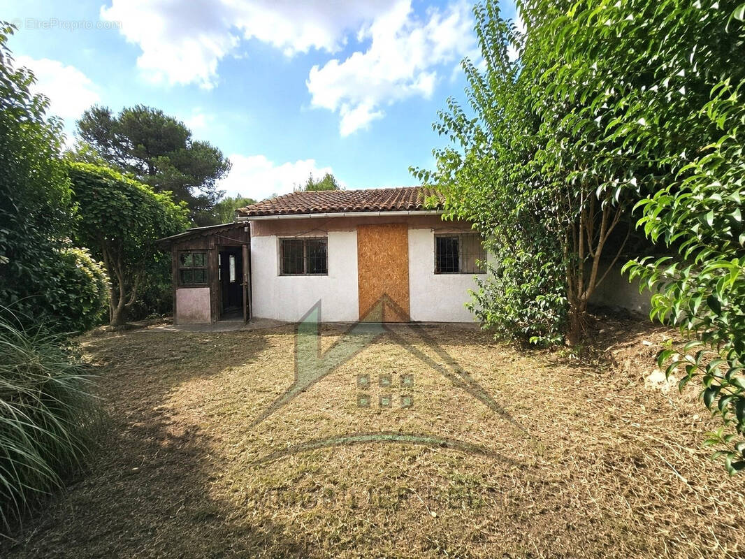 RARE AU RANQUET   Deux terrains constructibles de 571 m2 au total avec cabanon, à deux pas de la plage ! - photo 3