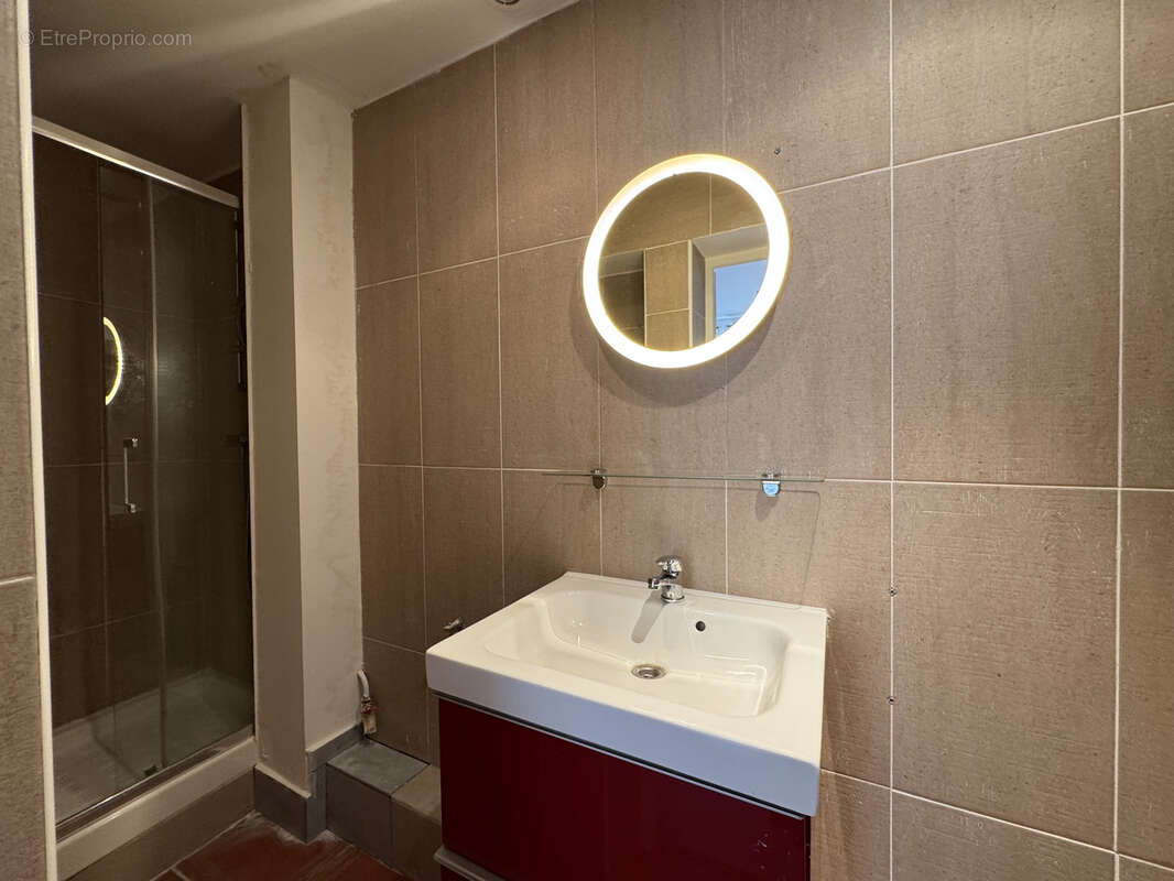 Appartement à PARIS-19E