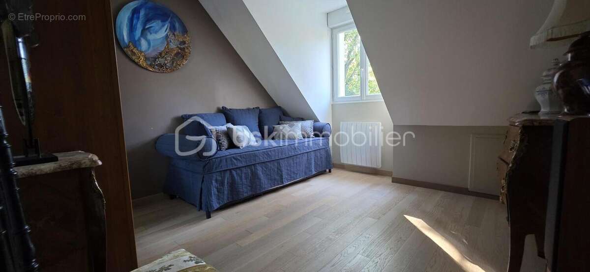 Maison à VULAINES-SUR-SEINE