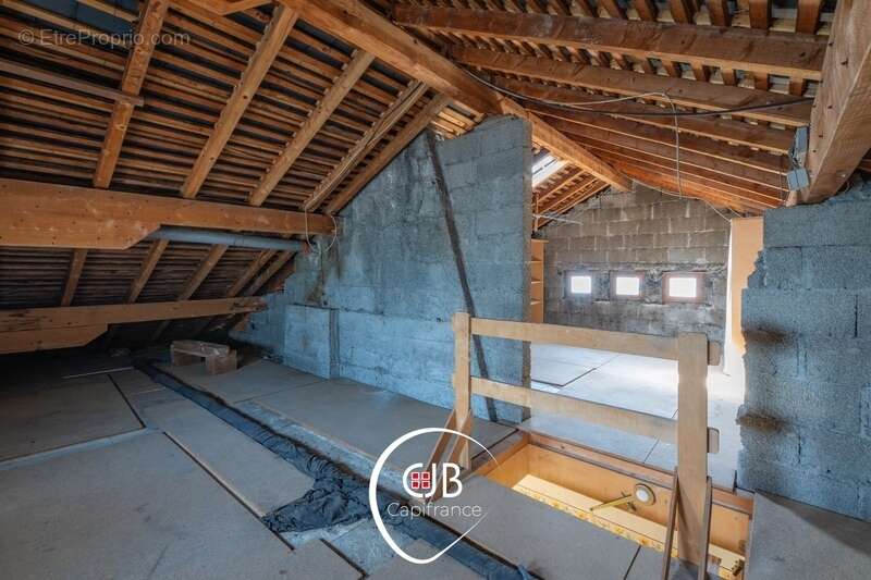 Appartement à SAINT-ALBAN-LEYSSE