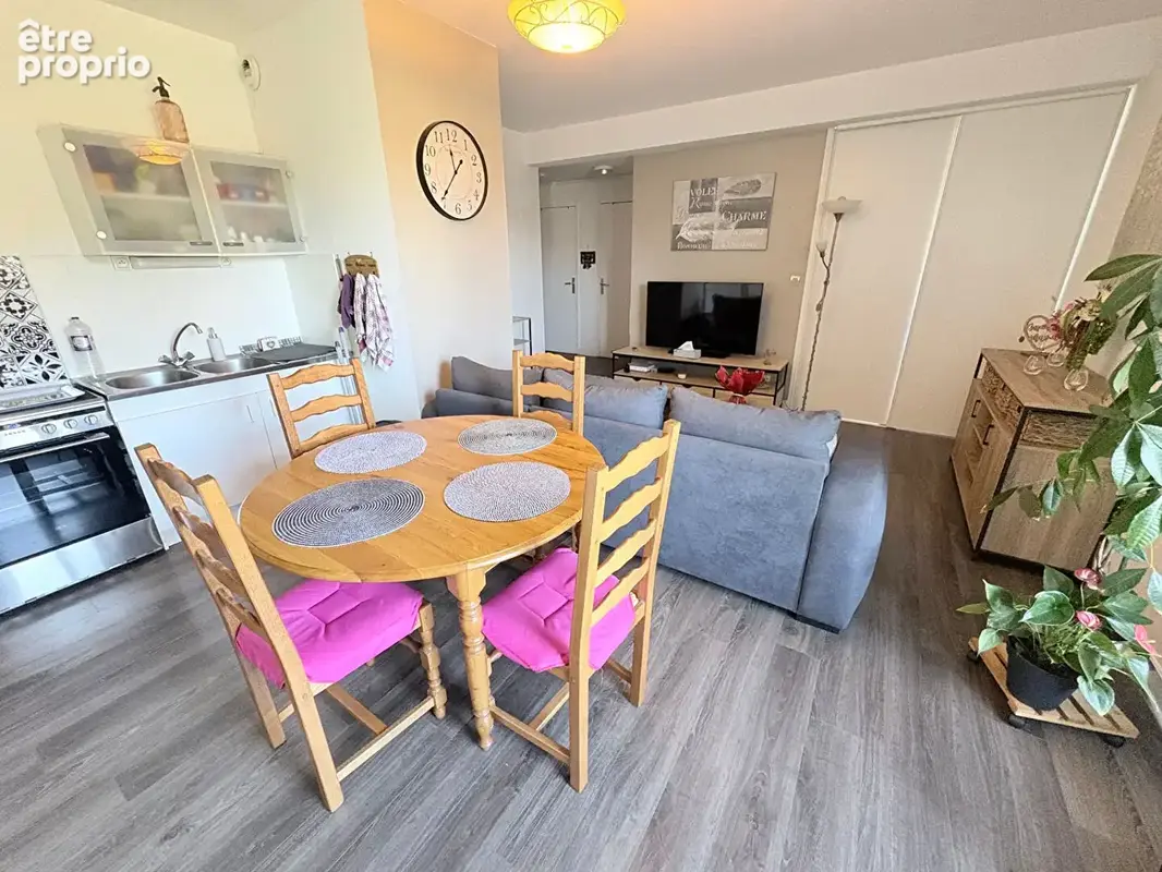 Appartement de 50m² à Elbeuf - Résidence calme et sécurisée - photo 2