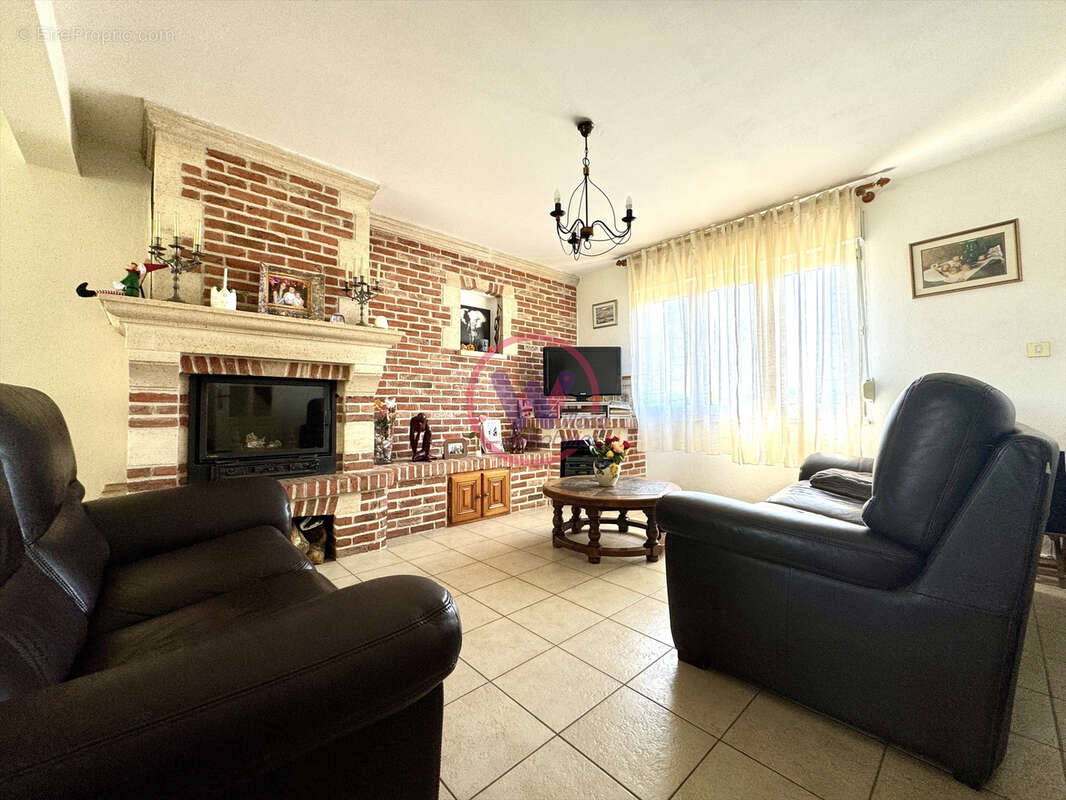 Maison à NEUVILLE-VITASSE