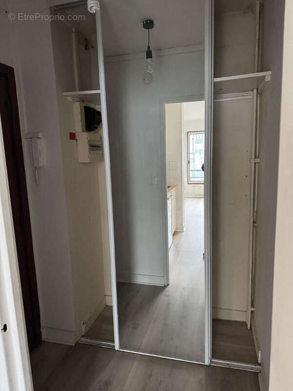Appartement à PARIS-19E
